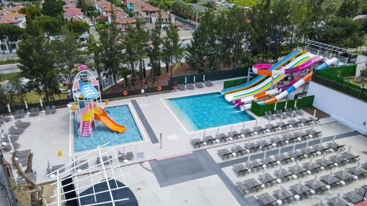 Ramada Hotel & Suites By Wyndham Κουσάντασι Εξωτερικό φωτογραφία