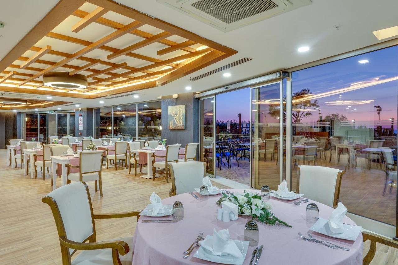 Ramada Hotel & Suites By Wyndham Κουσάντασι Εξωτερικό φωτογραφία